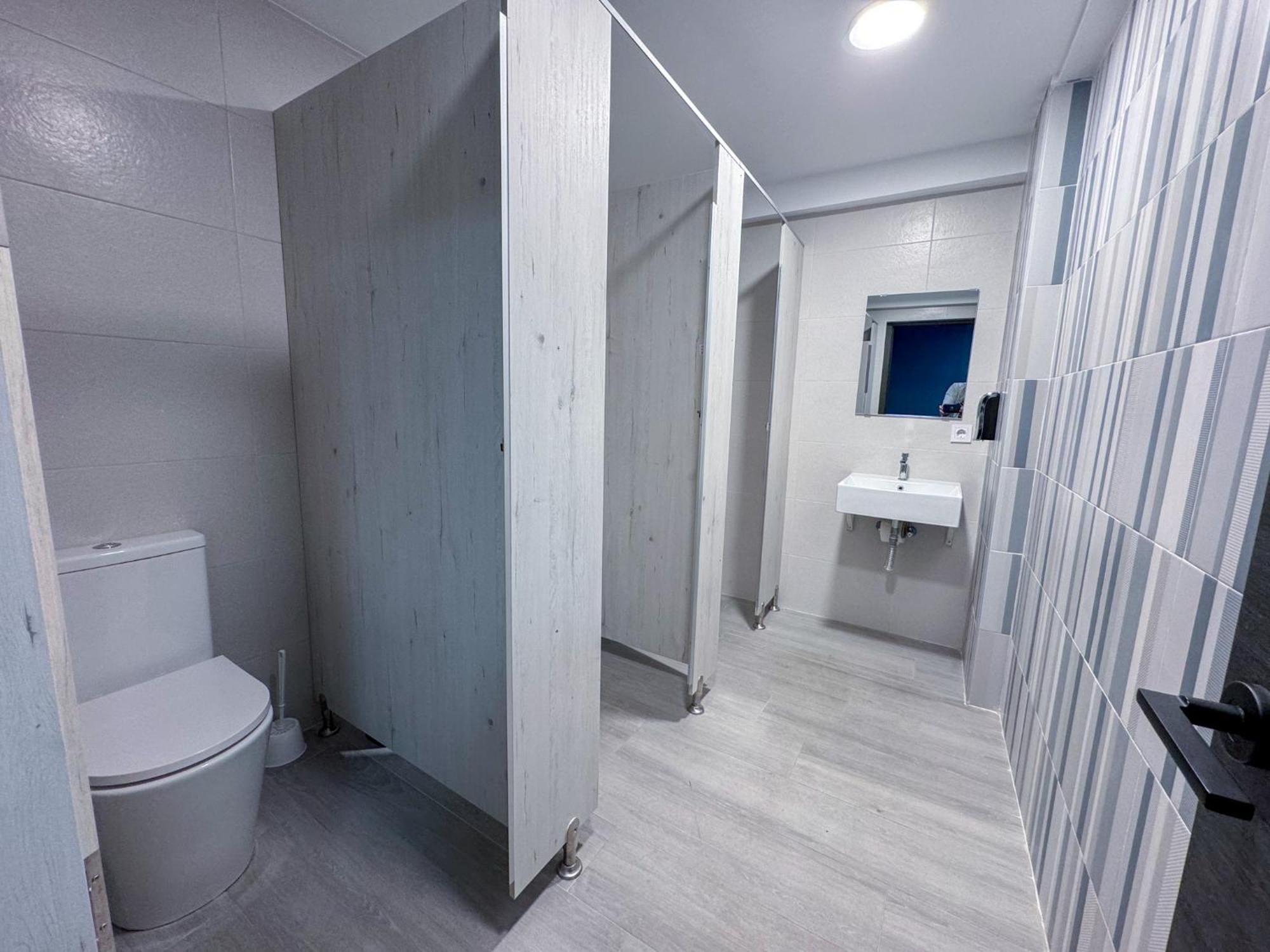 Zur Boutique Hostel Фуэнхирола Экстерьер фото